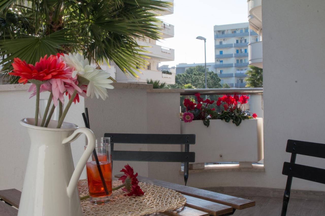 Nilu In Citta - Nuovo Appartamento Con Vista Mare Monopoli Eksteriør billede